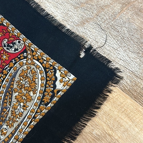 AXCESS | Paisley Patterned Scarf - Picture 3 of 5